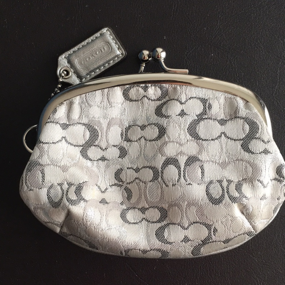 Coach coin purse- like new